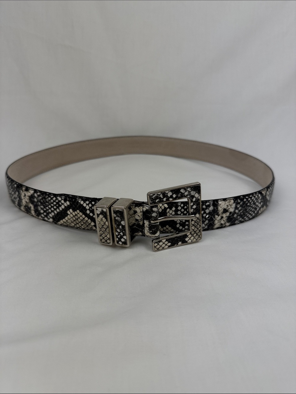 Women's Black & White Snake-Print Belt